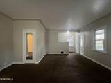 1407 Foster Avenue - Photo 8