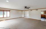 412 Schwamberger Road - Photo 16