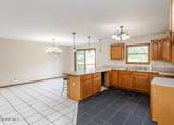 412 Schwamberger Road - Photo 27