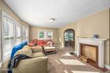 2111 Kensington Road - Photo 7