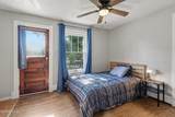 2047 Central Grove Avenue - Photo 18