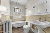 405 Victoria Place - Photo 21