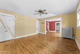 405 Victoria Place - Photo 9