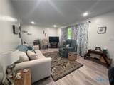 552 Warpole Street - Photo 14