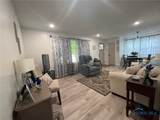 552 Warpole Street - Photo 15