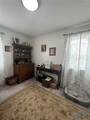 552 Warpole Street - Photo 17