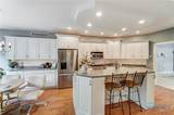 15576 Lakeview Parkway - Photo 10