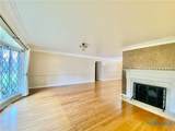 3942 Greenview Drive - Photo 5