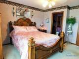 304 Oakview (Unit E) Drive - Photo 11