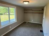 404 Perry Street - Photo 18