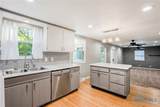 5938 Meadowvale Drive - Photo 11