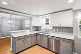 5938 Meadowvale Drive - Photo 14