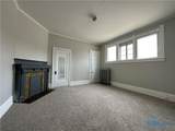 2303 Ashland Avenue - Photo 19