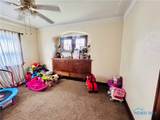 4533 Burnham Avenue - Photo 9