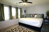 818 Geneva Avenue - Photo 17