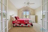 2730 Canterbury Circle - Photo 38