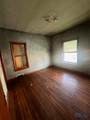 933 Waverly Avenue - Photo 7