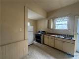 913 Prouty Avenue - Photo 6