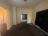 913 Prouty Avenue - Photo 9