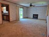 1100 Cherry Lane - Photo 4