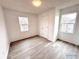 1943 Parkdale Avenue - Photo 9