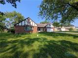 215 Lakeview Drive - Photo 2
