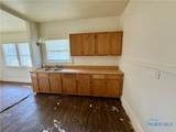 2042 Joffre Avenue - Photo 9