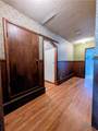 404 Walnut Street - Photo 22