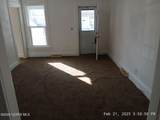 549 Spencer Street - Photo 11
