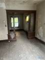 644 Nicholas Street - Photo 3