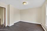 1661 Oak Street - Photo 32