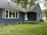 830 Walnut Street - Photo 3