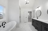 11 Hawthorne Crossing - Photo 50
