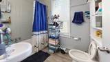 4201 Burnham Avenue - Photo 20