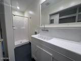 711 Simon Street - Photo 36