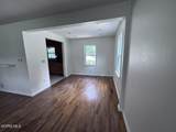 711 Simon Street - Photo 8