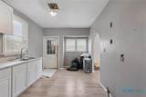 3214 Maplewood Avenue - Photo 8