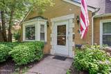 2806 Meadowwood Drive - Photo 4
