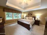 1008 Hialea Court - Photo 17