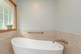 8053 Bridgehampton Drive - Photo 42
