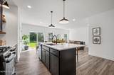 1752 Wexford Drive - Photo 9