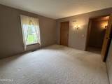 1040 Edgewood Drive - Photo 19