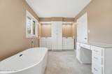 5401 Pickle Road - Photo 38