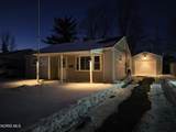 1062 Vincent Street - Photo 1