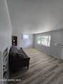 1062 Vincent Street - Photo 11