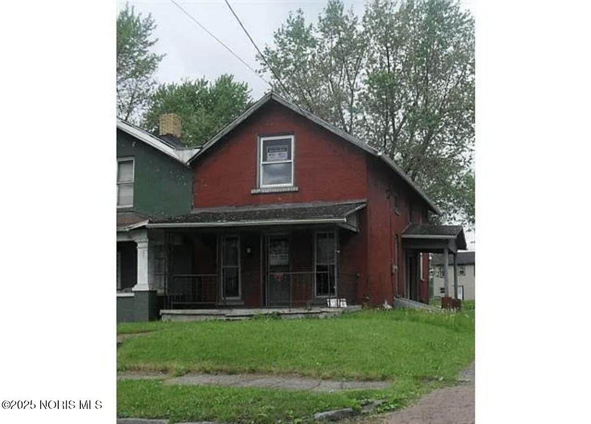 328 Webb Avenue - Photo 1