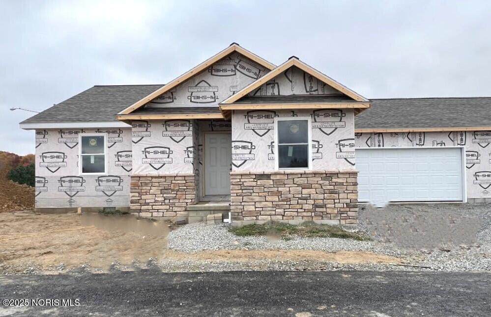 987 Greenbrier Road - Photo 1