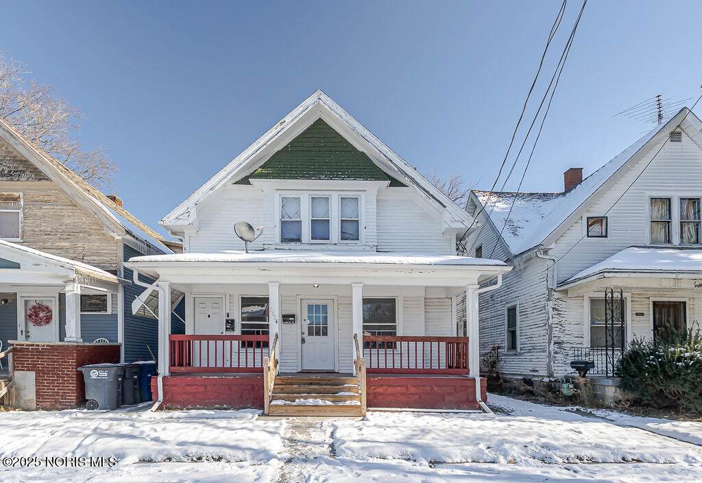 2824 Chestnut Street - Photo 1