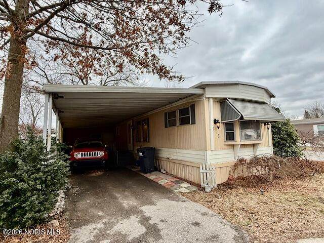 216 Woodside Terrace - Photo 1