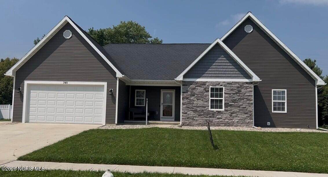 749 Parkside Drive - Photo 1